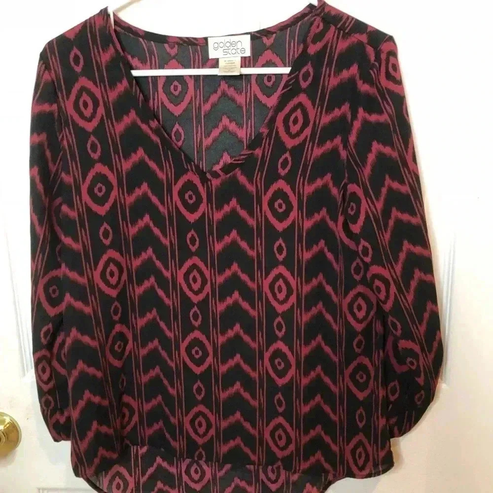 Golden state women’s top size med